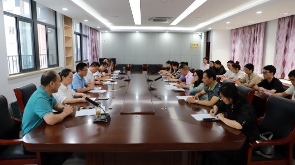 遇见“青蓝”  预见成长