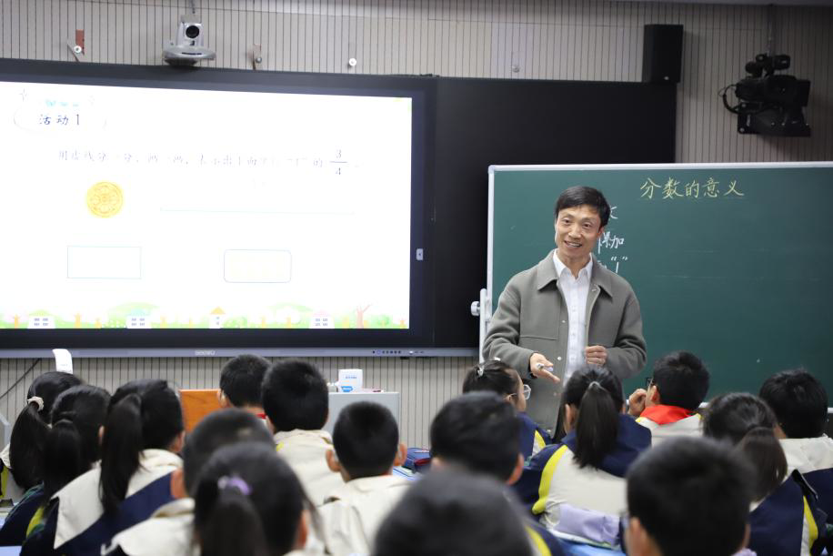 溧阳名师成长营走进海光小学